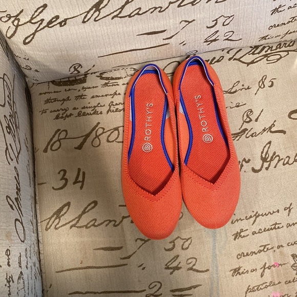 - Rothys - Picture 4 of 9